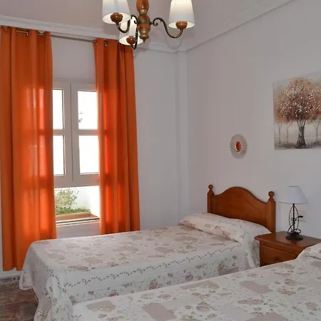 Aptº Atalaya, Junto A La Playa Apartamento *